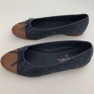 CHANEL Two-Tone Quilted Ballerina Flat with Cap To
